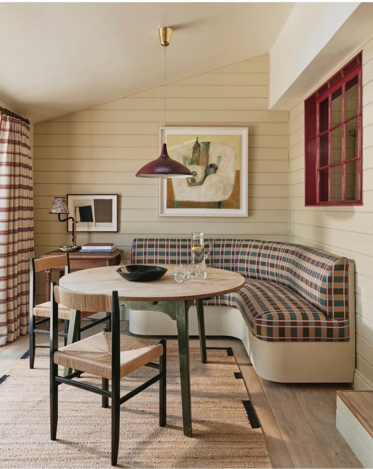 33 Bench Styling Ideas for a Polished Living Room