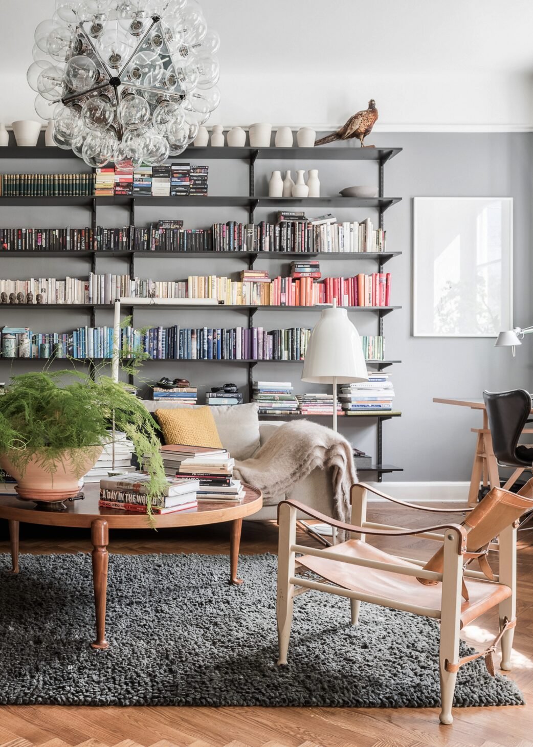 25 Modern Bookcase Ideas That Instantly Elevate Any Room